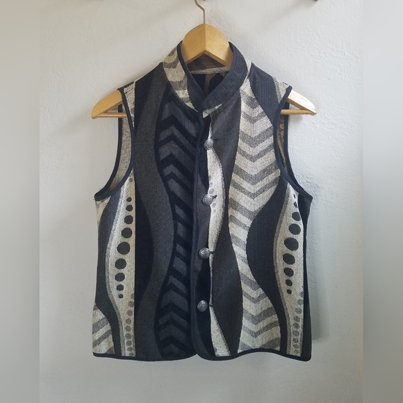 *SOLD*Bohemian Tapestry Vest Reversible Button Front EarthTones Abstract. - Picture 7 of 15